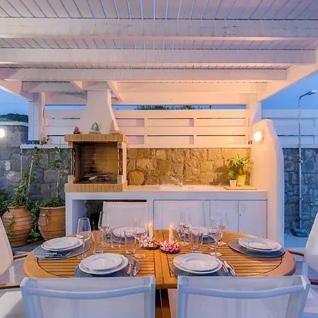 Sea La Vie Villa *