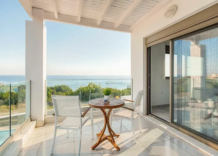 Sea La Vie * Kiotari